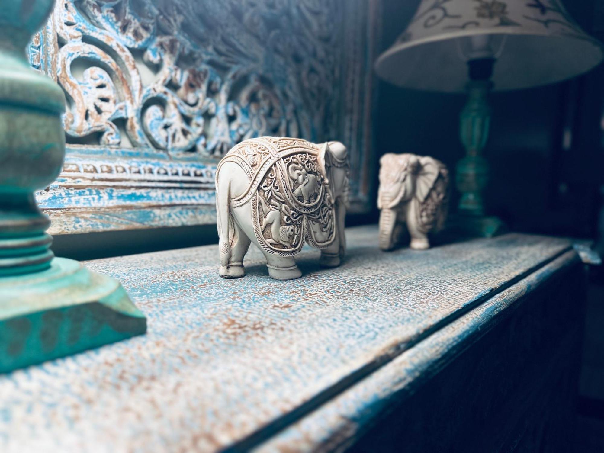 Vraj Vilas Vrindāvan Extérieur photo